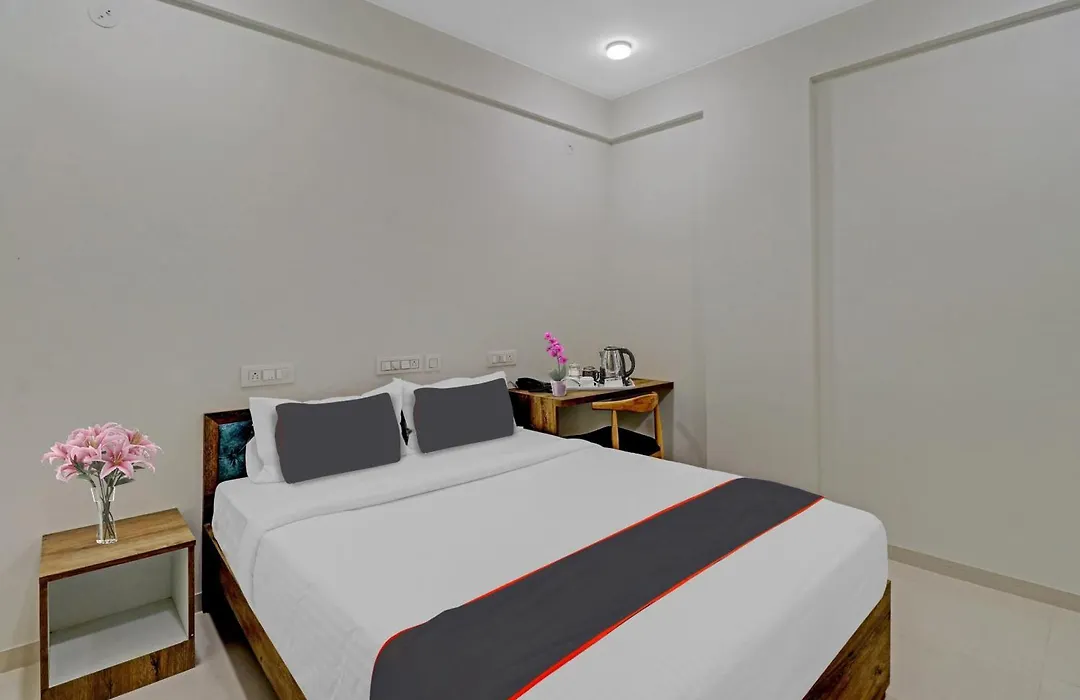 Super Hotel O Royal Manyata-1