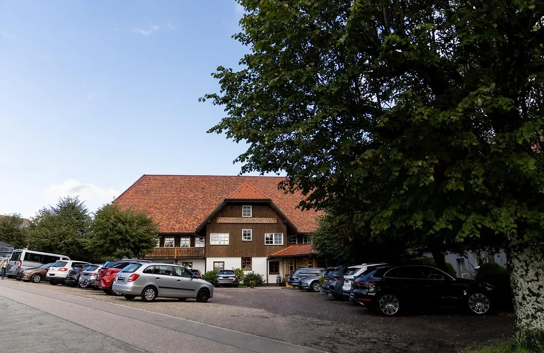 Der Hirschen-1