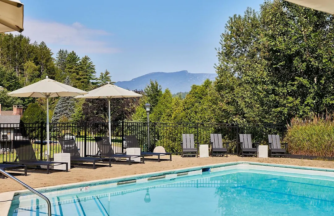 Bluebird Cady Hill Lodge-1