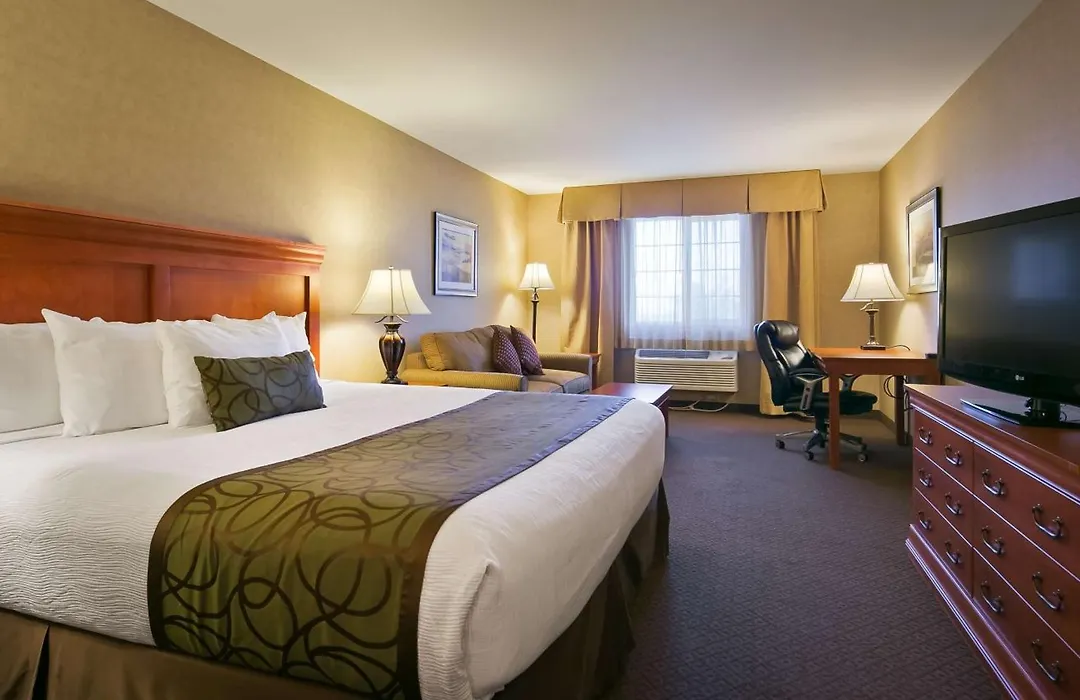 Best Western Plus Kennewick Inn-1