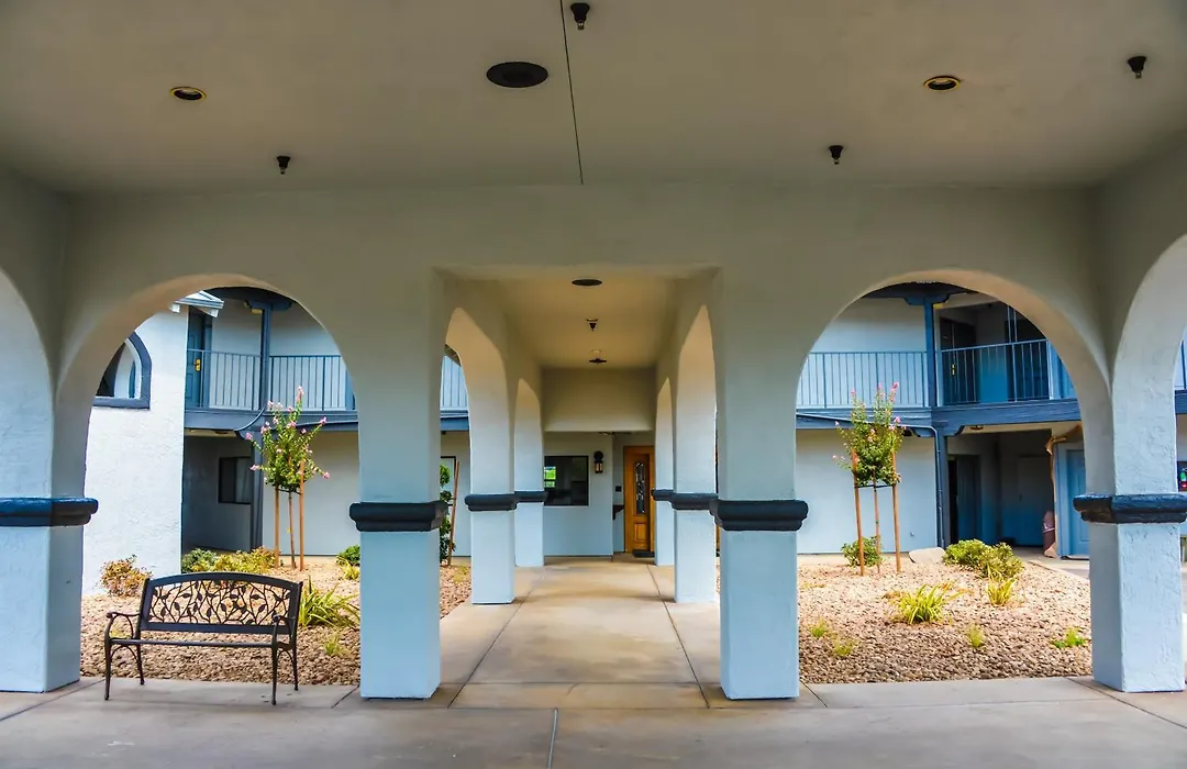 Oak Ridge Inn-1