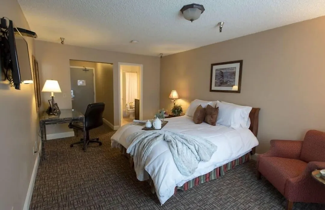 Ramada By Wyndham Juneau-1