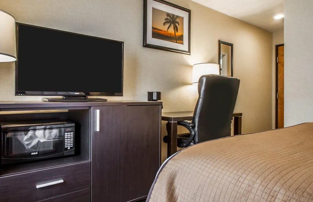 Quality Inn & Suites South Portland-1