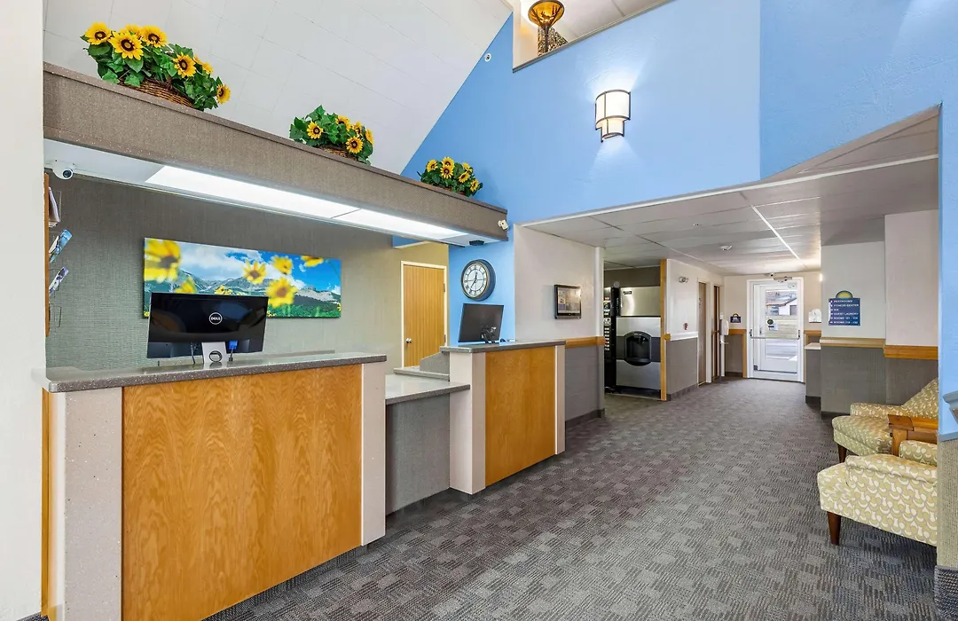 Days Inn By Wyndham Great Falls-1