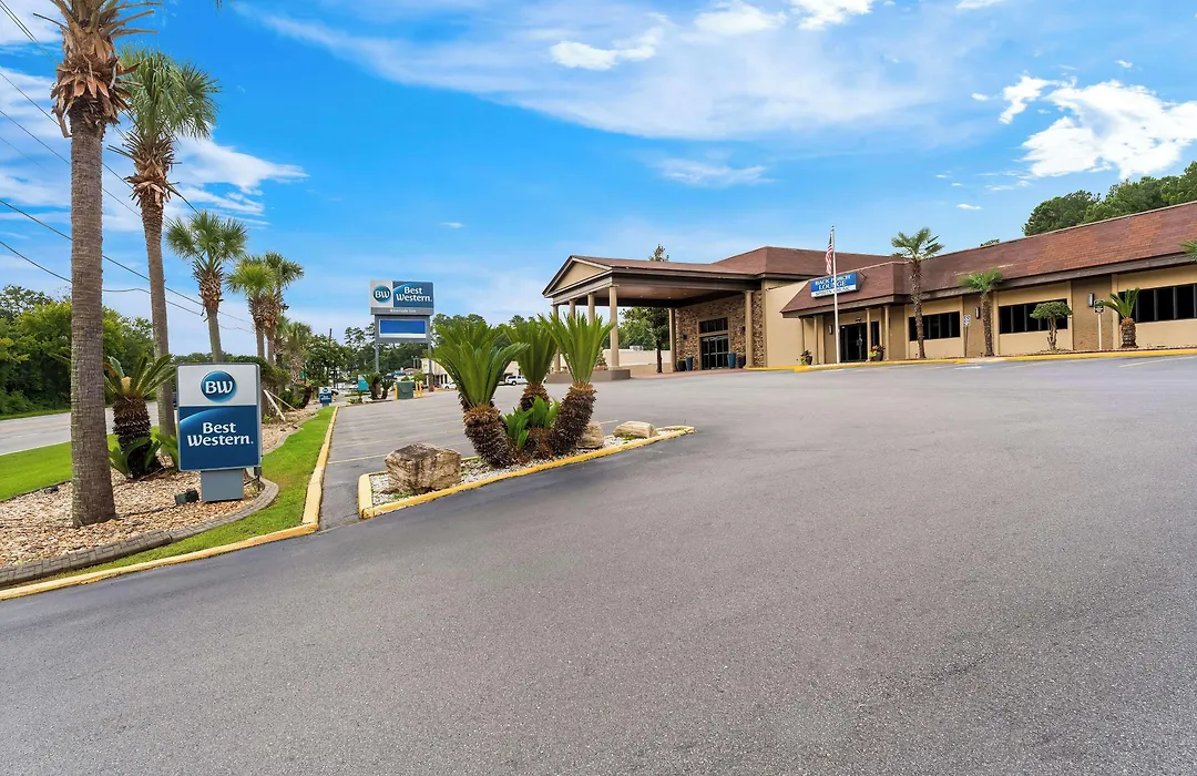 Best Western Riverside Inn-1