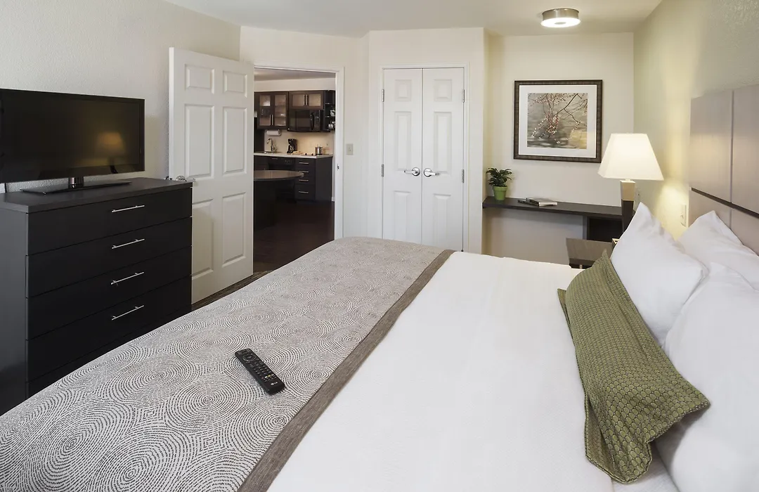 Candlewood Suites Lenexa - Overland Park Area By Ihg-1