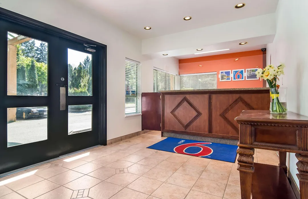 Motel 6 Surrey, Bc-1