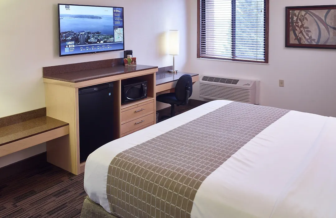 Livinn Hotel Minneapolis South / Burnsville-1