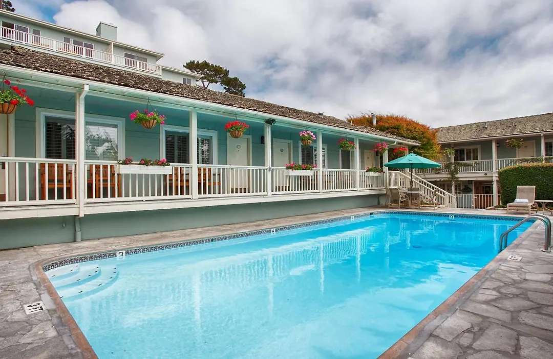 Carmel Bay View Inn-1