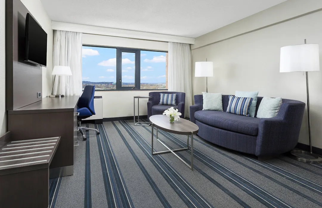 Courtyard By Marriott Boston Cambridge-1