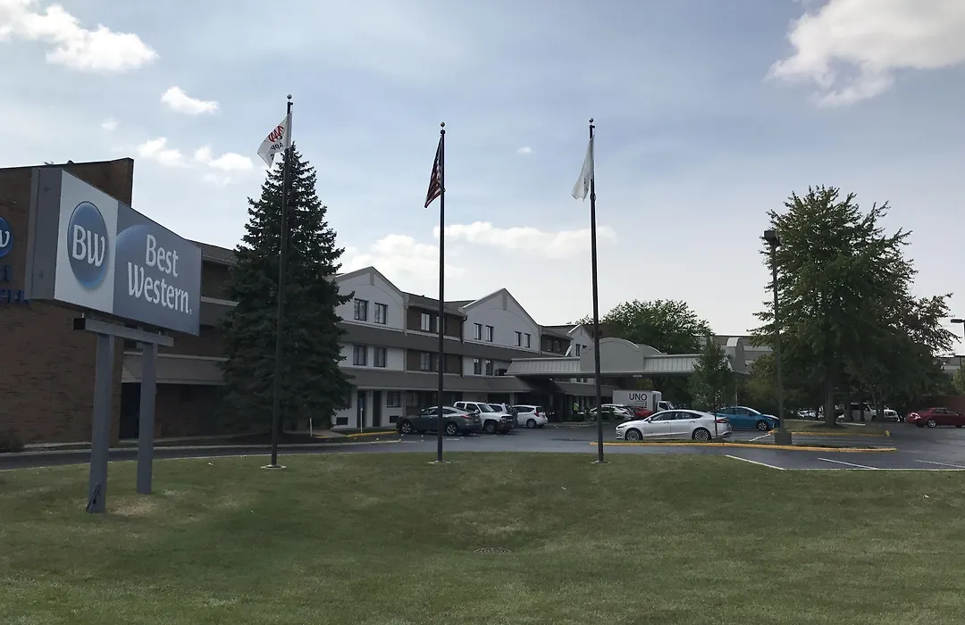 Best Western Naperville Inn-1