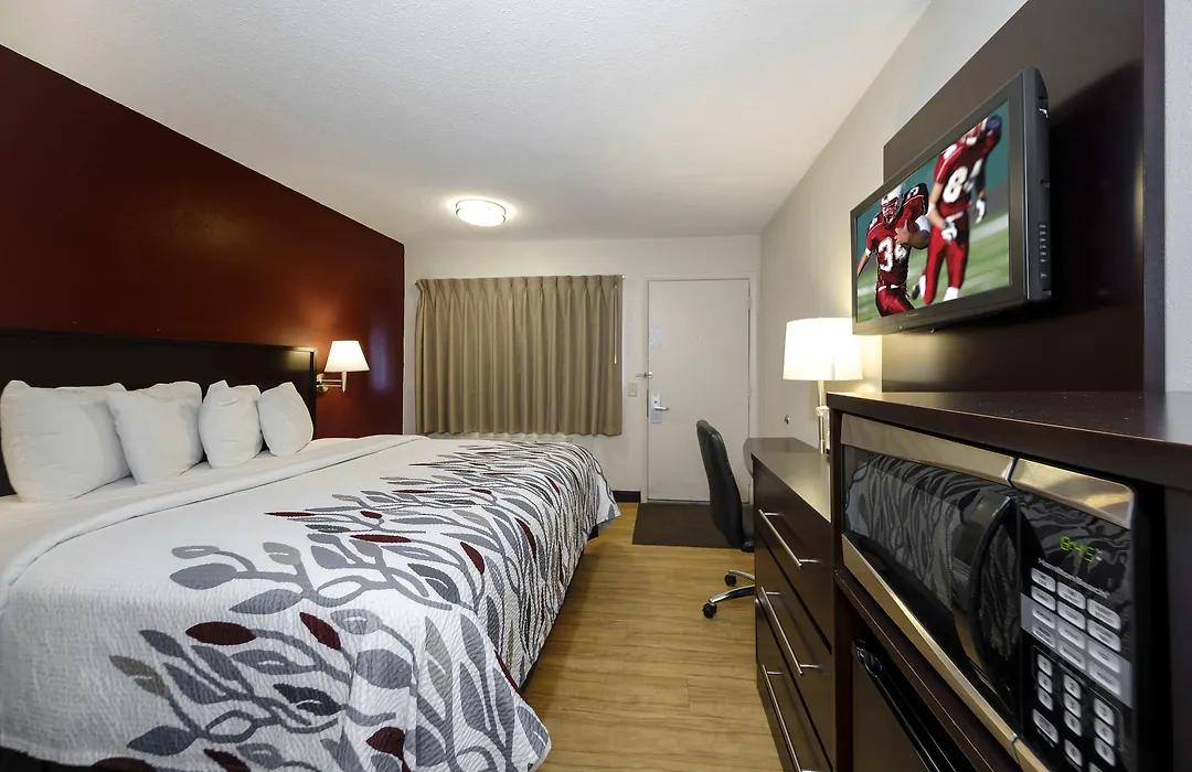 Red Roof Inn Chicago - Lansing-1