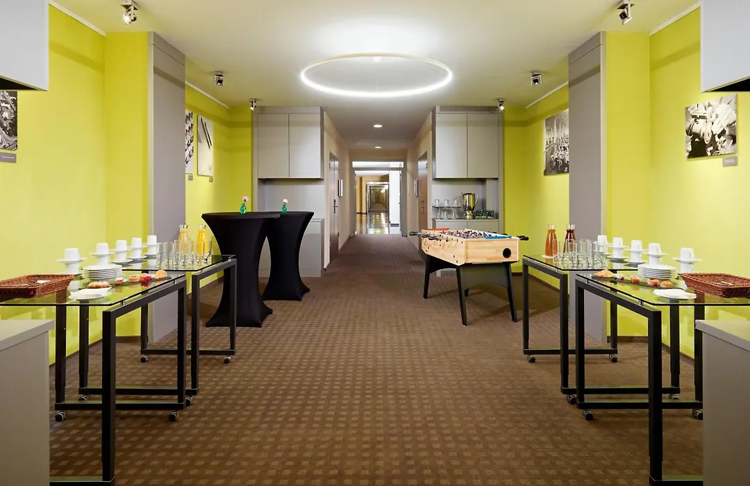 Sheraton Hannover Pelikan Hotel-1
