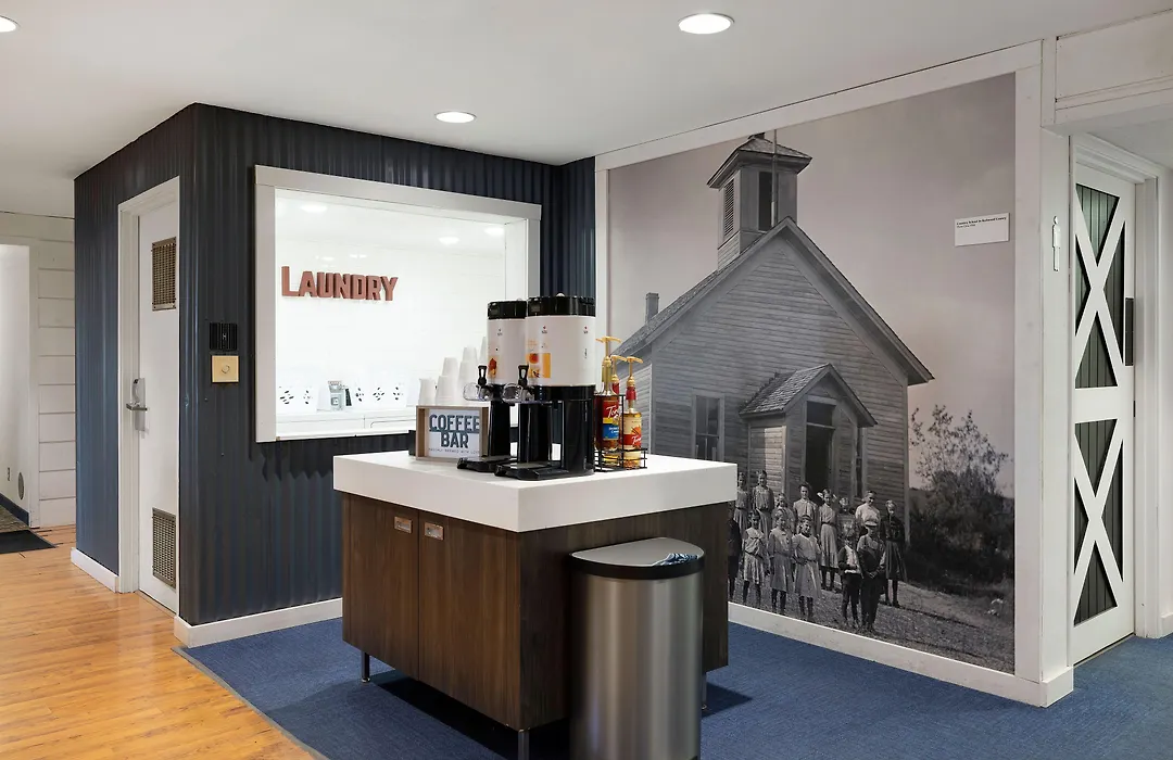Redwood Lodge-1