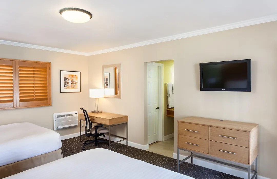 Diamond Head Inn-1