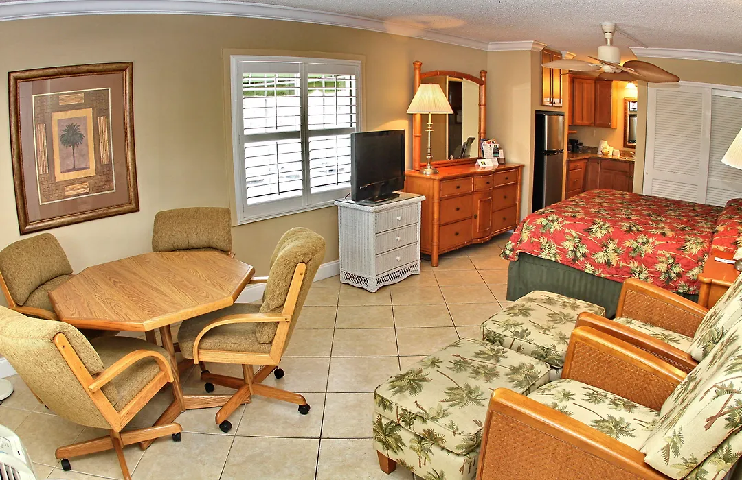 Gulfcoast Inn Naples-1