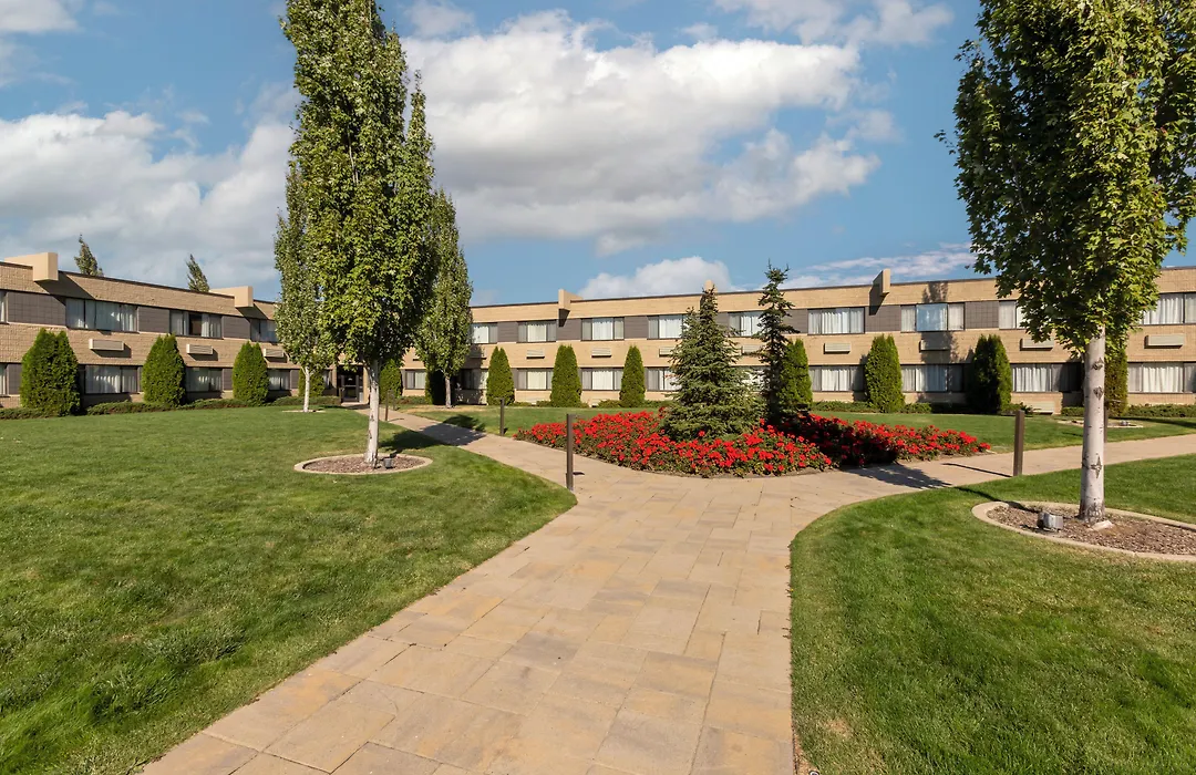 Best Western Plus University Inn-1