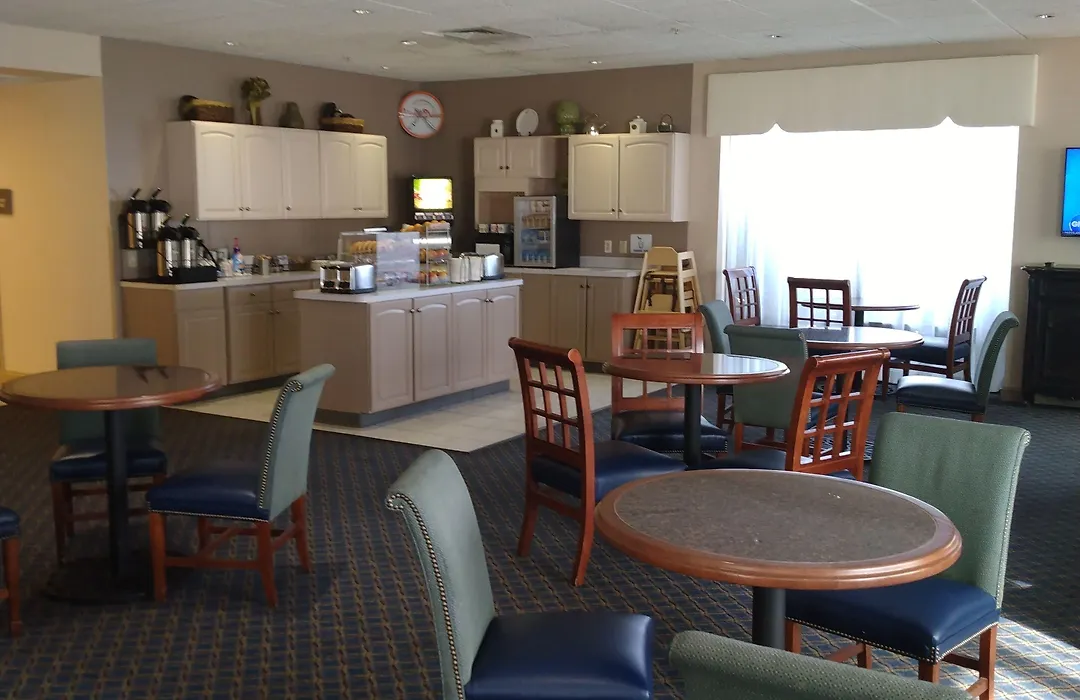 Howard Johnson By Wyndham Amherst Hadley-1