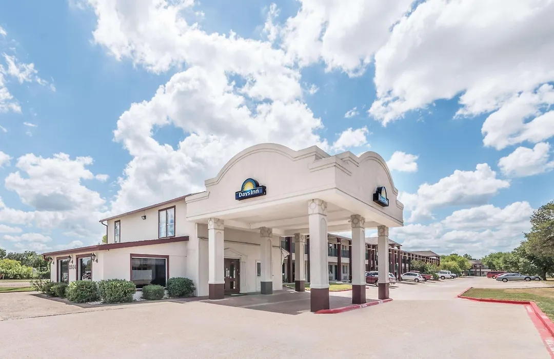 Days Inn By Wyndham Bryan College Station-1