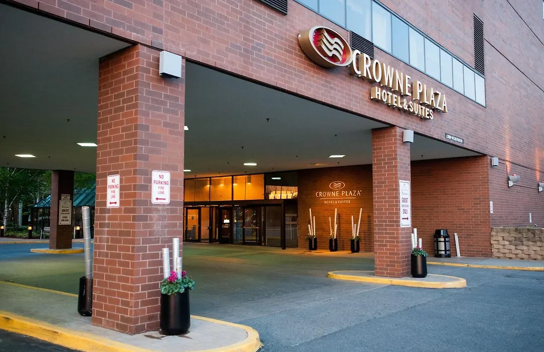 Crowne Plaza Suites Msp Airport - Mall Of America By Ihg-1