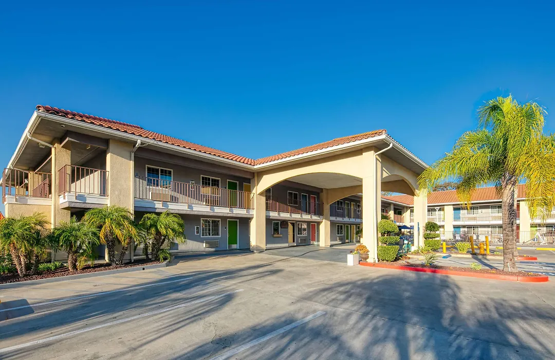 Signature Temecula-1