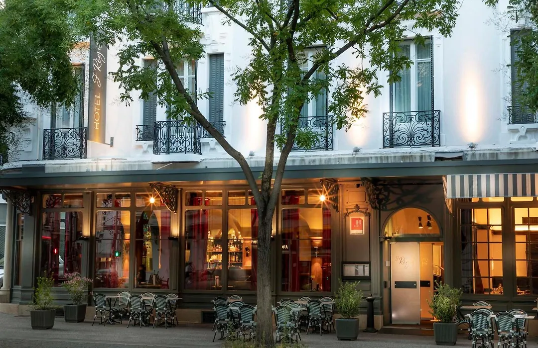 Hotel Saint Regis-1