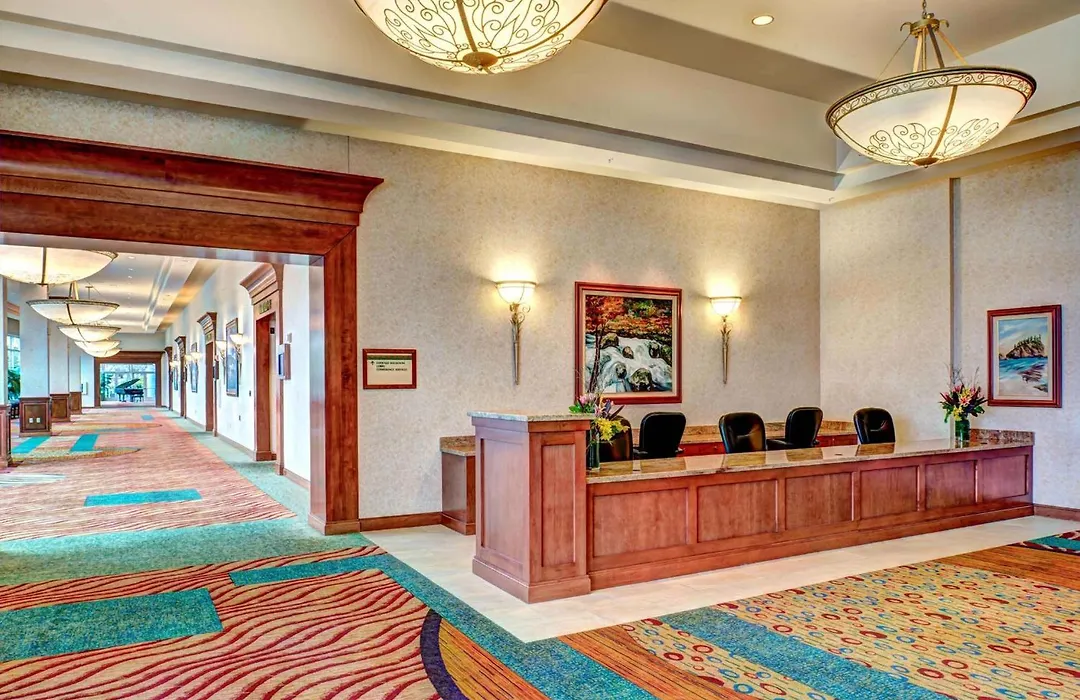 Hilton Seattle Airport & Conference Center-1