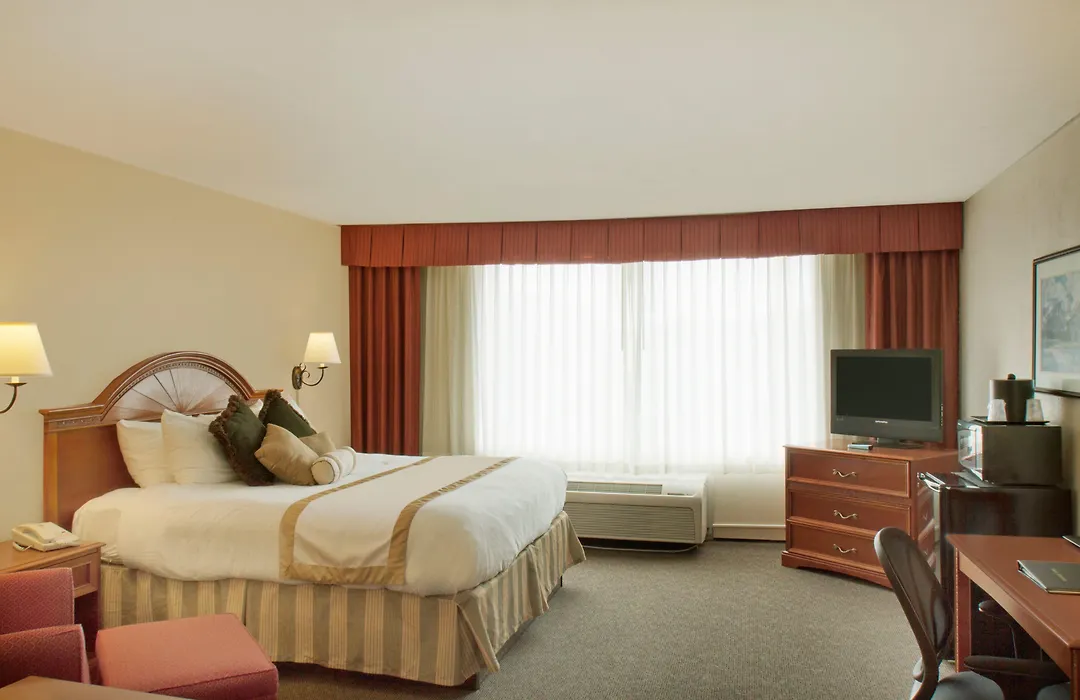 Best Western Plus Bradford Inn-1