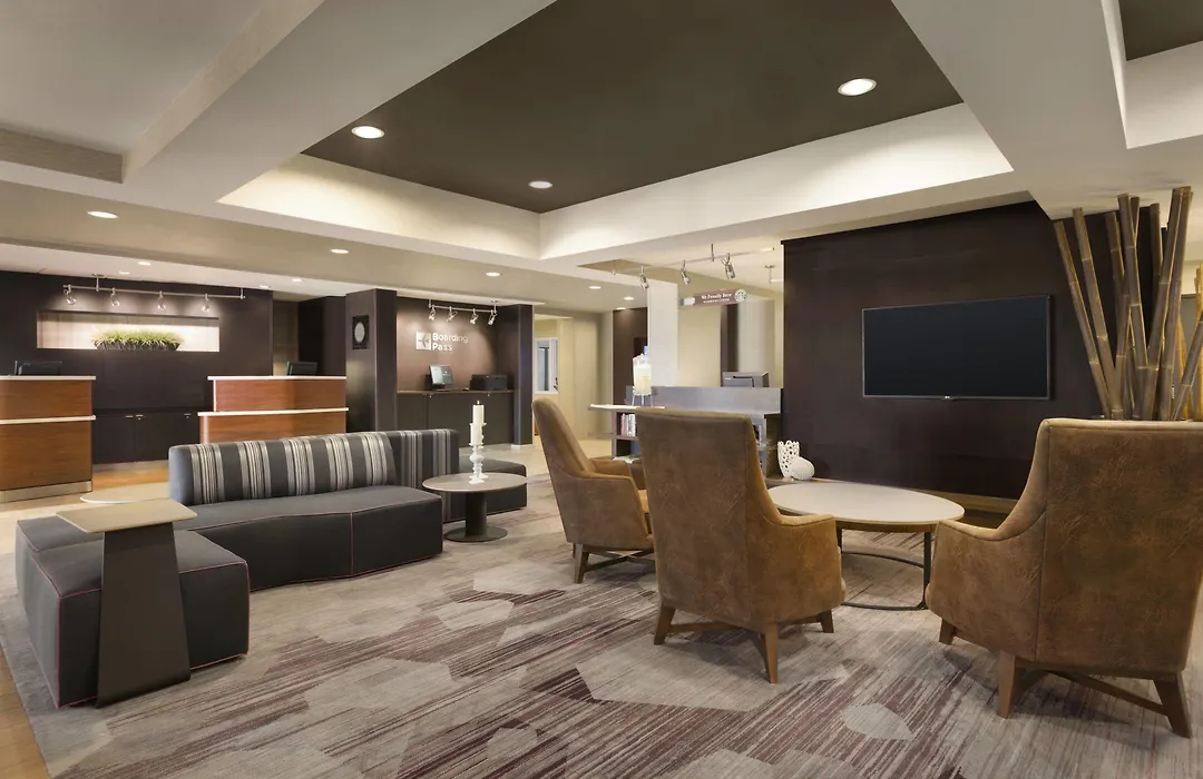 Courtyard By Marriott Bloomington Normal-1