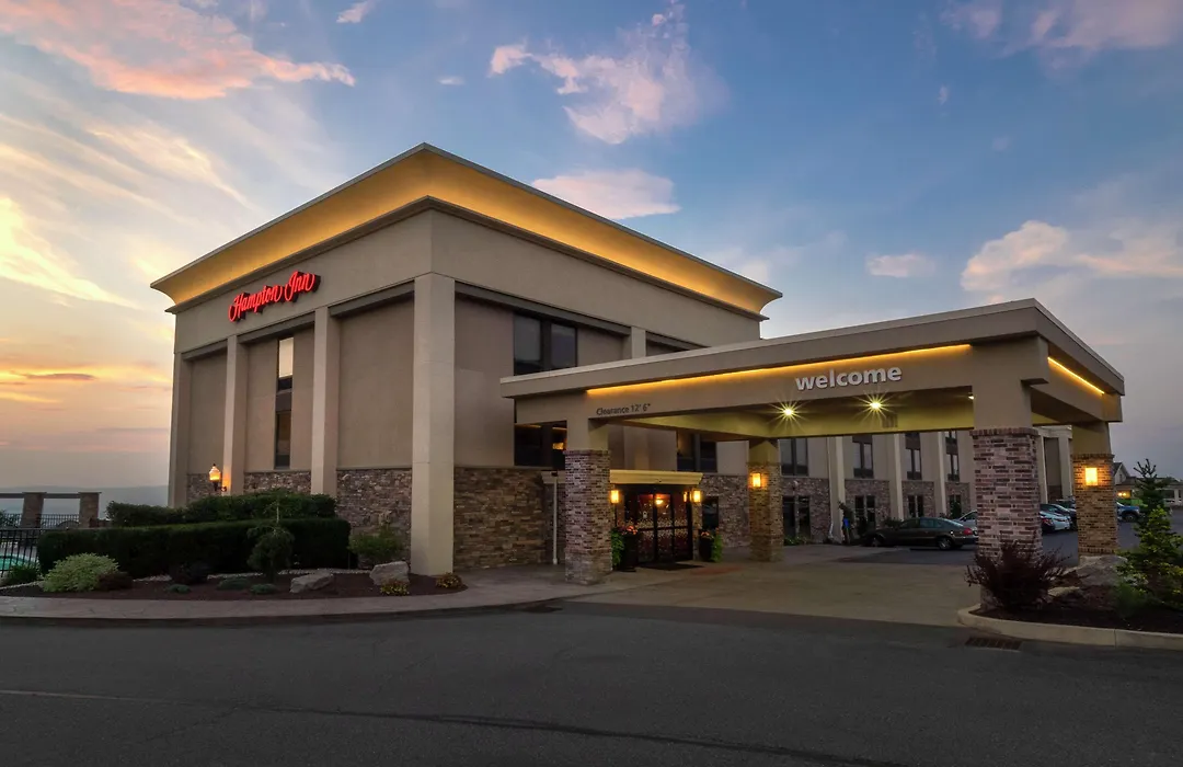 Hampton Inn Hazleton-1