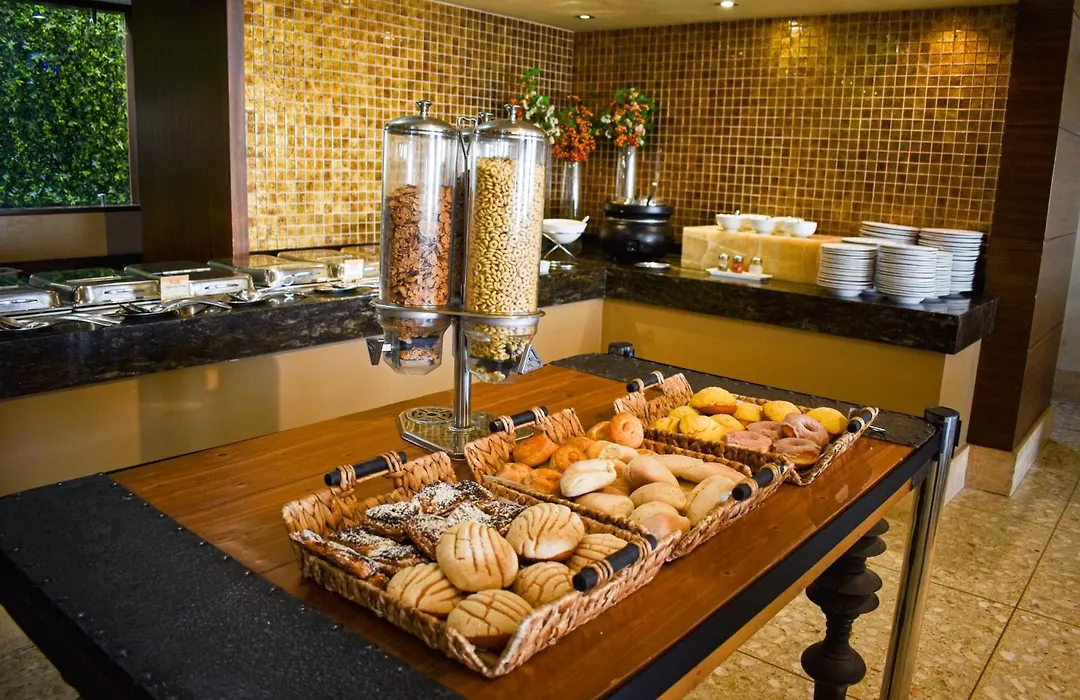 Hotel San Luis Lindavista-1