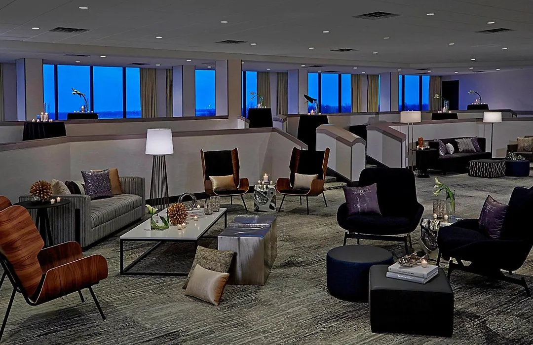 Renaissance St. Louis Airport Hotel-1
