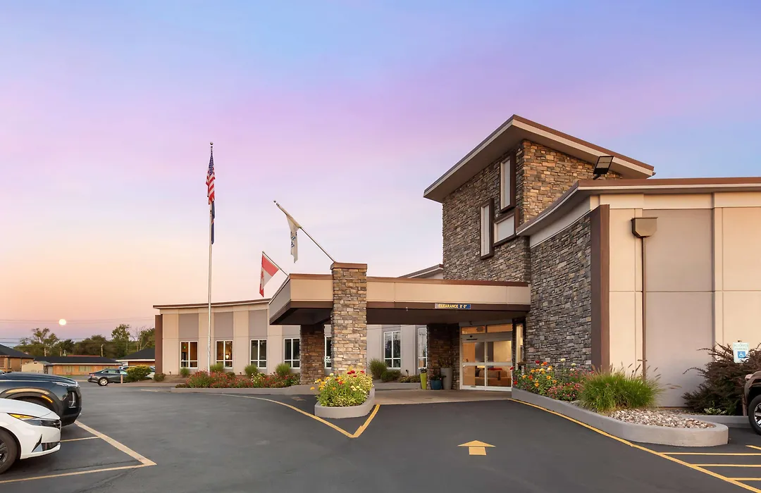 Best Western Summit Inn-1