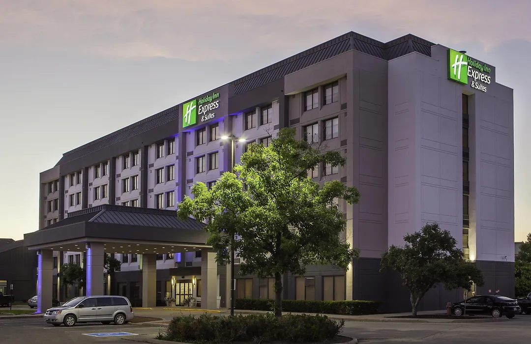 Holiday Inn Express & Suites Mississauga-Toronto Southwest By Ihg-1