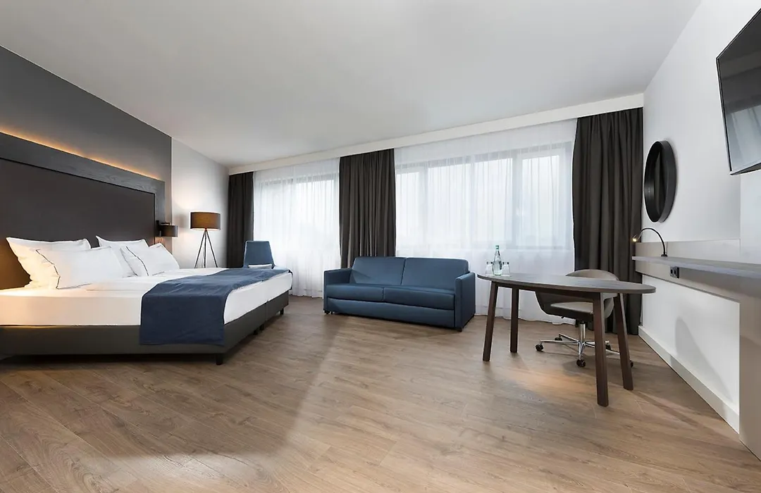 Holiday Inn Berlin City-West By Ihg-1