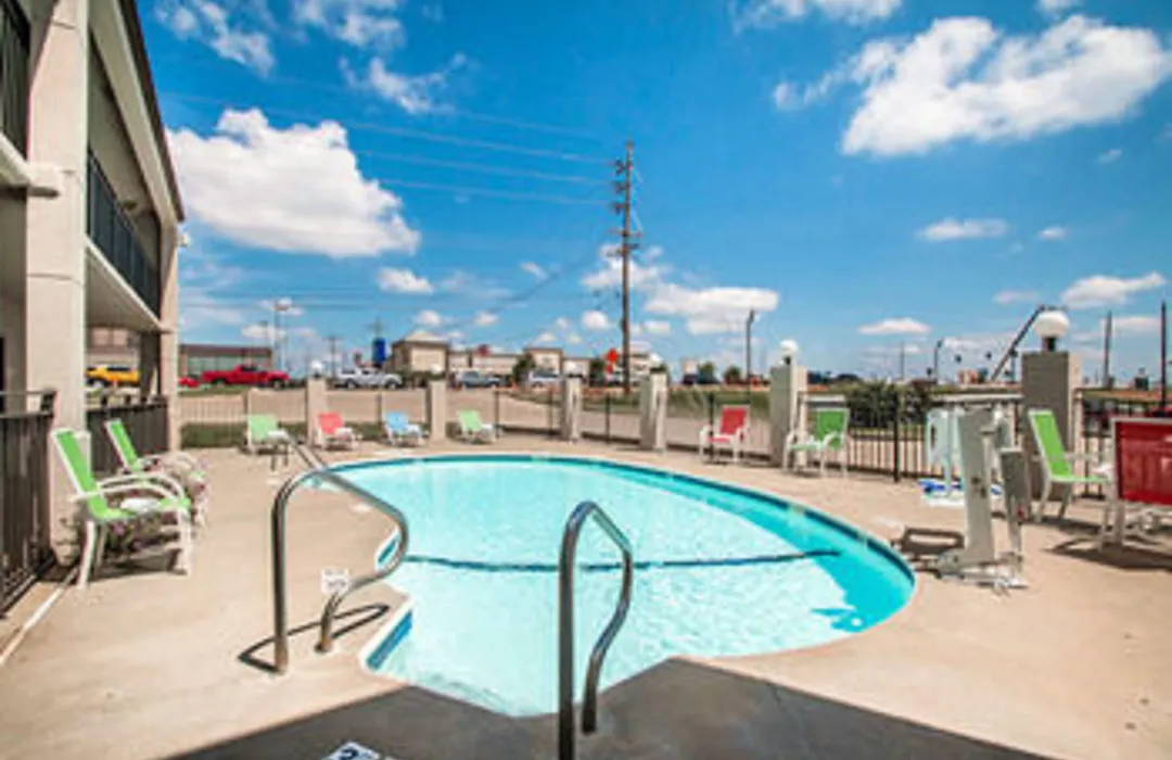 Quality Inn - Us65 @ East Battlefield Road-1