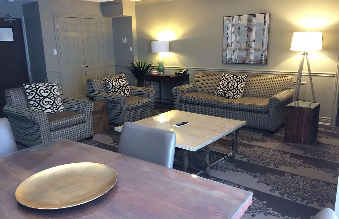 Ramada By Wyndham Cornwall-1