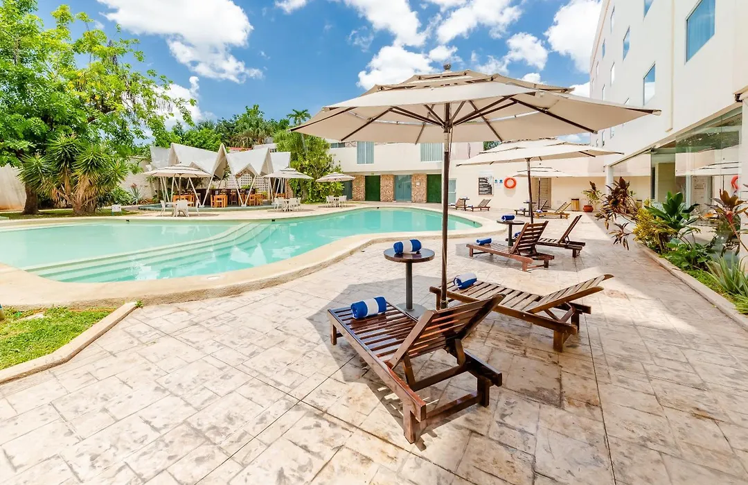 Hotel Maria Del Carmen-1
