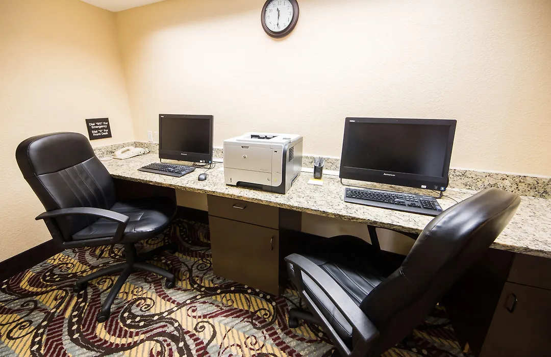 Ramada By Wyndham Orlando Florida Mall-1