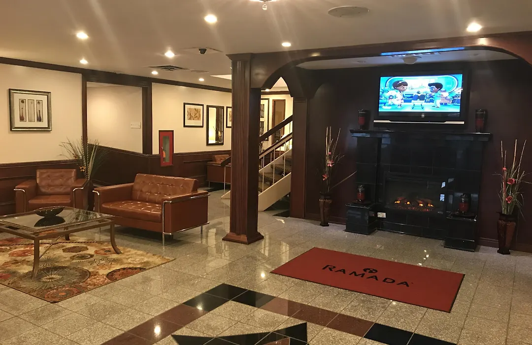 Albert Lea Inn And Suites-1