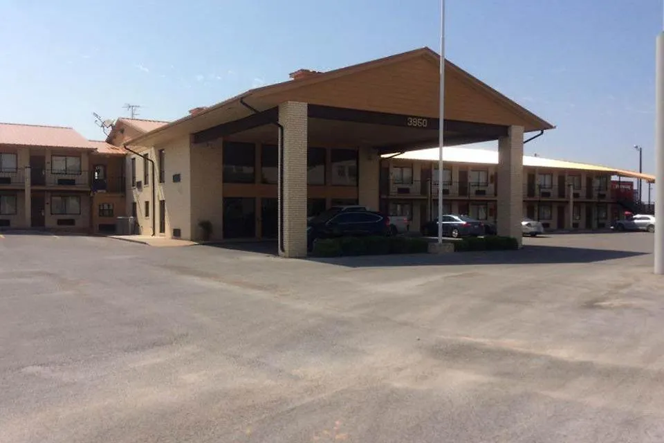 Days Inn By Wyndham Abilene-1