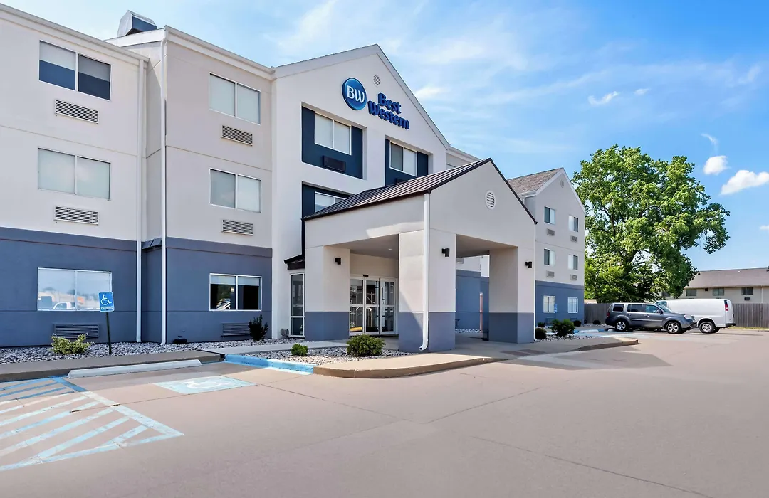 Best Western Ottumwa Inn & Suites-1