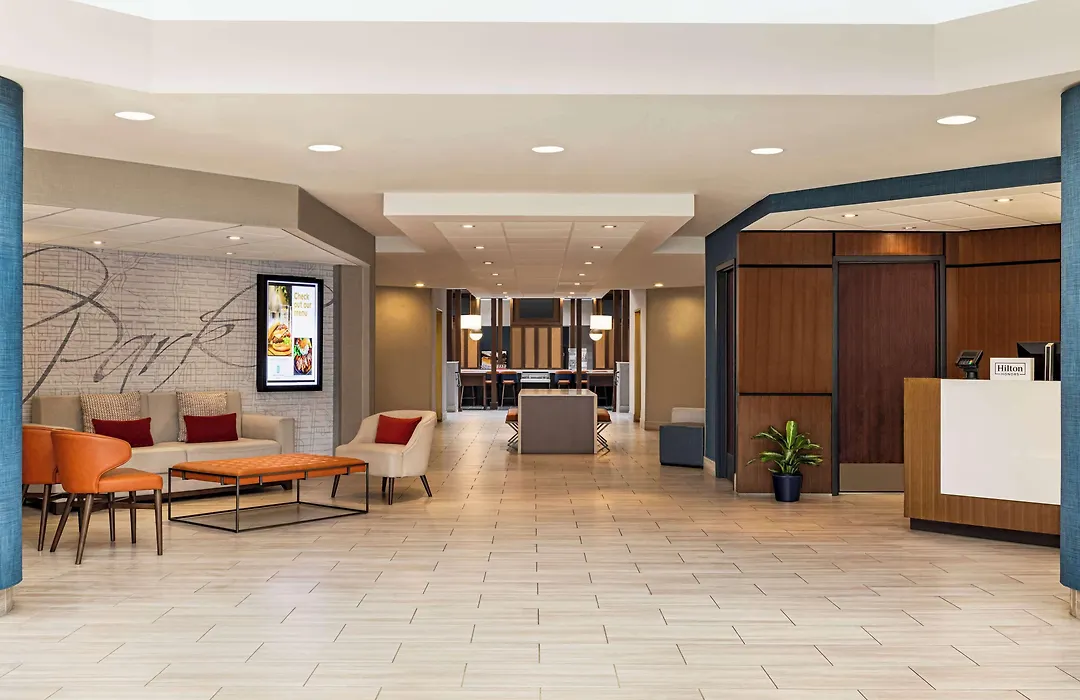 Embassy Suites By Hilton Kansas City Overland Park-1