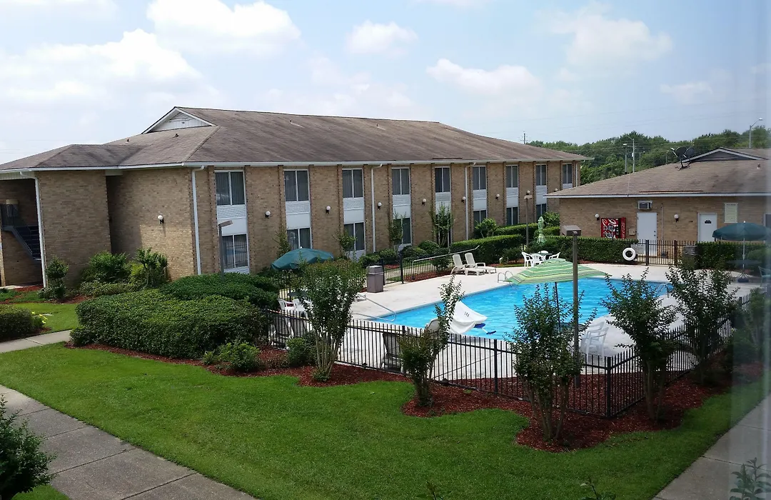 Americas Best Value Inn & Suites-Foley - Fully Renovated-1