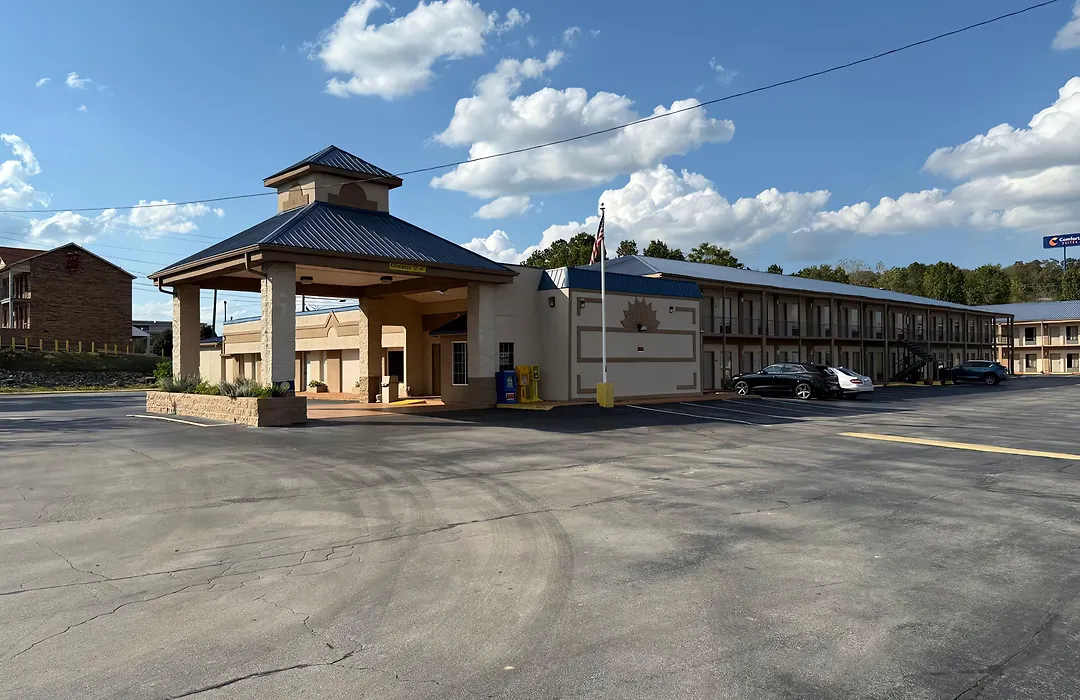Days Inn By Wyndham Cookeville-1