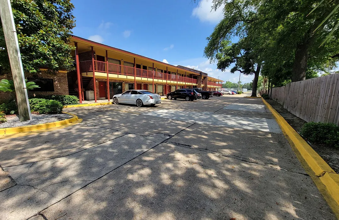 Twin Star Lodge-1