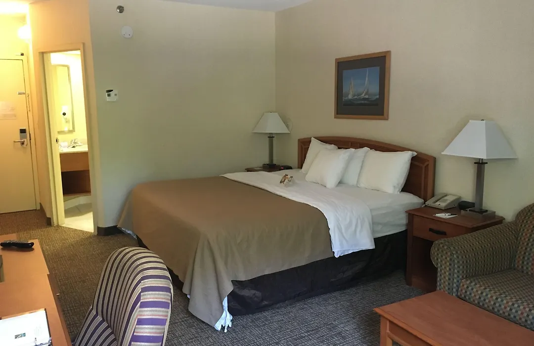 Quality Inn Mystic-Groton-1