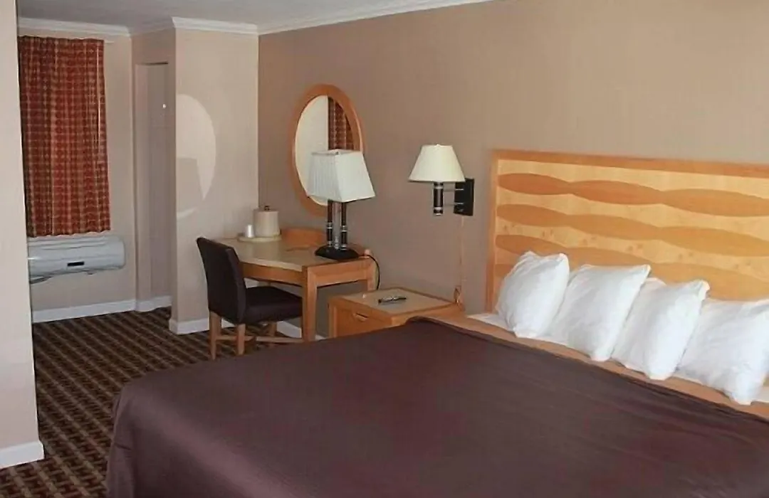 Cape Cod Inn-1