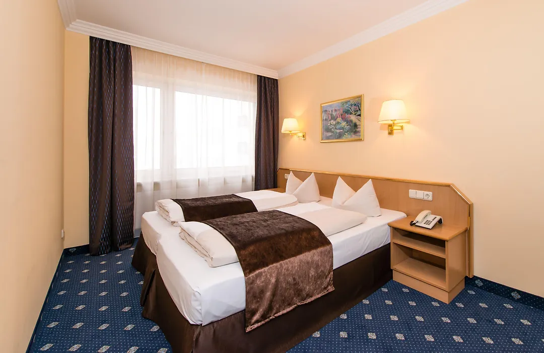 Hotel Royal-1