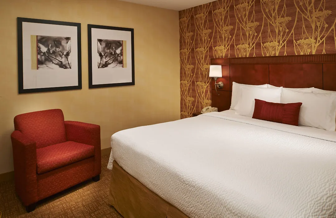 Courtyard By Marriott Detroit Troy-1